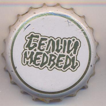 Beer cap Nr.8255: Sokol Beli Medwed produced by OAO Amstar/Ufa