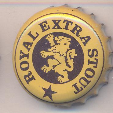 Beer cap Nr.20995: Royal Extra Stout produced by Carib Beer/Champs Fleurs