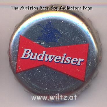 Beer cap Nr.371: Budweiser produced by Labatt Brewing/London