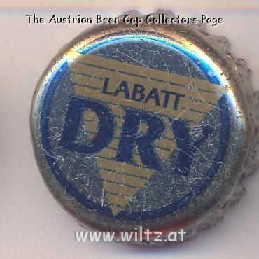 Beer cap Nr.1648: Dry produced by Labatt Brewing/Ontario