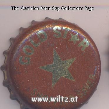 Beer cap Nr.4742: Gold Star produced by Simonds Farsons Cisk LTD/Mriehel