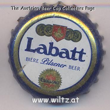 Beer cap Nr.4998: Blue Pilsener produced by Labatt Brewing/Ontario