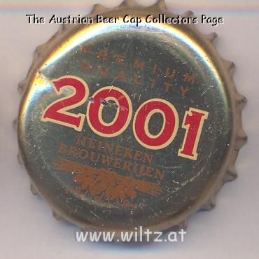 Beer cap Nr.5540: 2001 produced by Heineken/Amsterdam