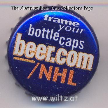 Beer cap Nr.6090: Blue produced by Labatt Brewing/Ontario