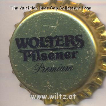 Beer cap Nr.6362: Wolters Premium Pilsener produced by Hofbrauhaus Wolters AG/Braunschweig
