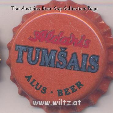 Beer cap Nr.7112: Tumsais produced by Aldaris/Riga