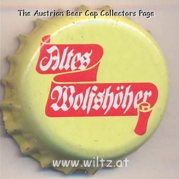 Beer cap Nr.7332: Altes Wolfshöher produced by Brauerei Wolfshöhe K. & F. Weber/Wolfshöhe