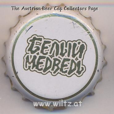 Beer cap Nr.8255: Sokol Beli Medwed produced by OAO Amstar/Ufa
