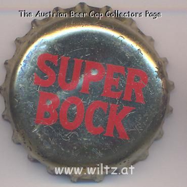 Beer cap Nr.8575: Super Bock produced by Unicer-Uniao Cervejeria/Leco Do Balio