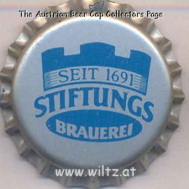 Beer cap Nr.9296: Erdinger Stiftungsbier produced by Fischer's Stiftungsbräu GmbH/Erding
