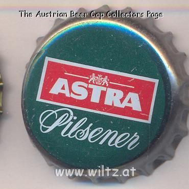 Beer cap Nr.9327: Astra produced by Bavaria-St. Pauli-Brauerei AG/Hamburg