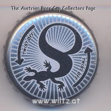 Beer cap Nr.13200: Iguana produced by Cerveceria Quilmes/Quilmes