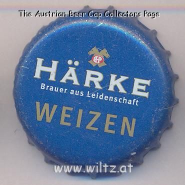 Beer cap Nr.17178: Härke Weizen produced by Privatbrauerei Härke/Peine
