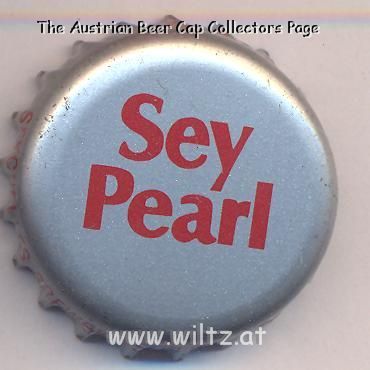 Beer cap Nr.17700: Sey Pearl produced by Seychelles Breweries/Victoria