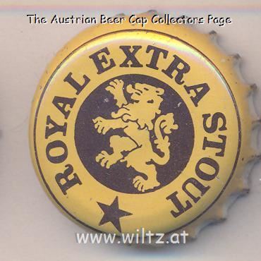 Beer cap Nr.20995: Royal Extra Stout produced by Carib Beer/Champs Fleurs